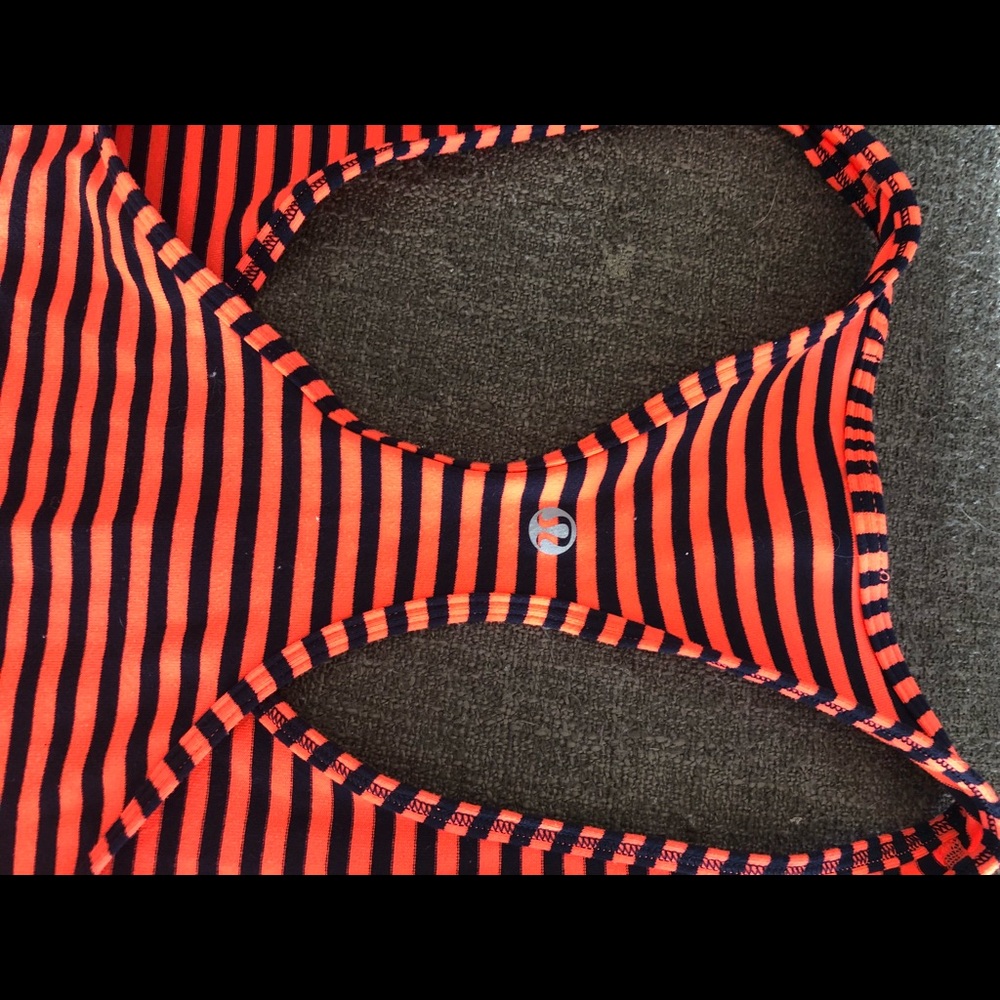 Lululemon tank